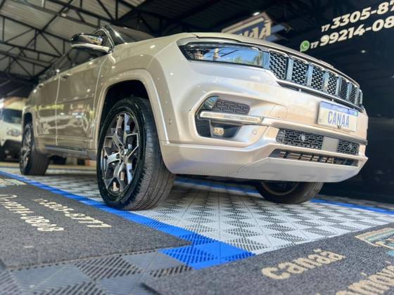 JEEP COMMANDER 2.0 TD380 TURBO DIESEL OVERLAND AT9 JEEP COMMANDER 2.0 TD380 TURBO DIESEL OVERLAND AT9